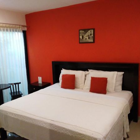 Hotel Catedral Campeche Exteriör bild